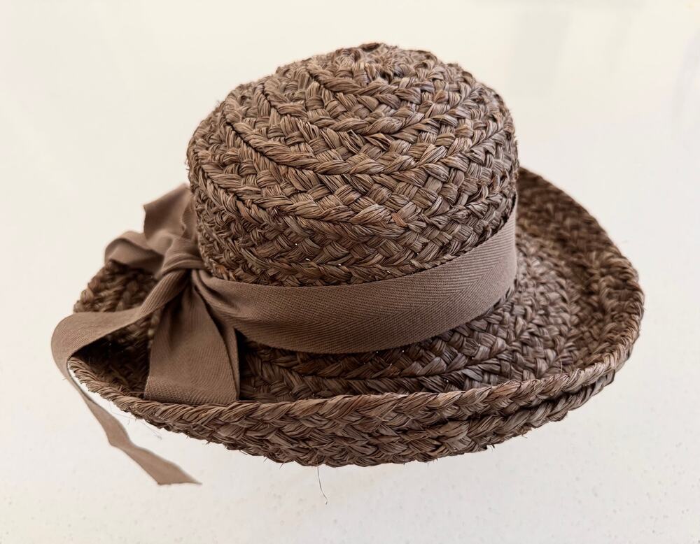 Helen Kaminski Newport Raffia Braid Boater Sun Hat Size 57 Nougat Brown Bow